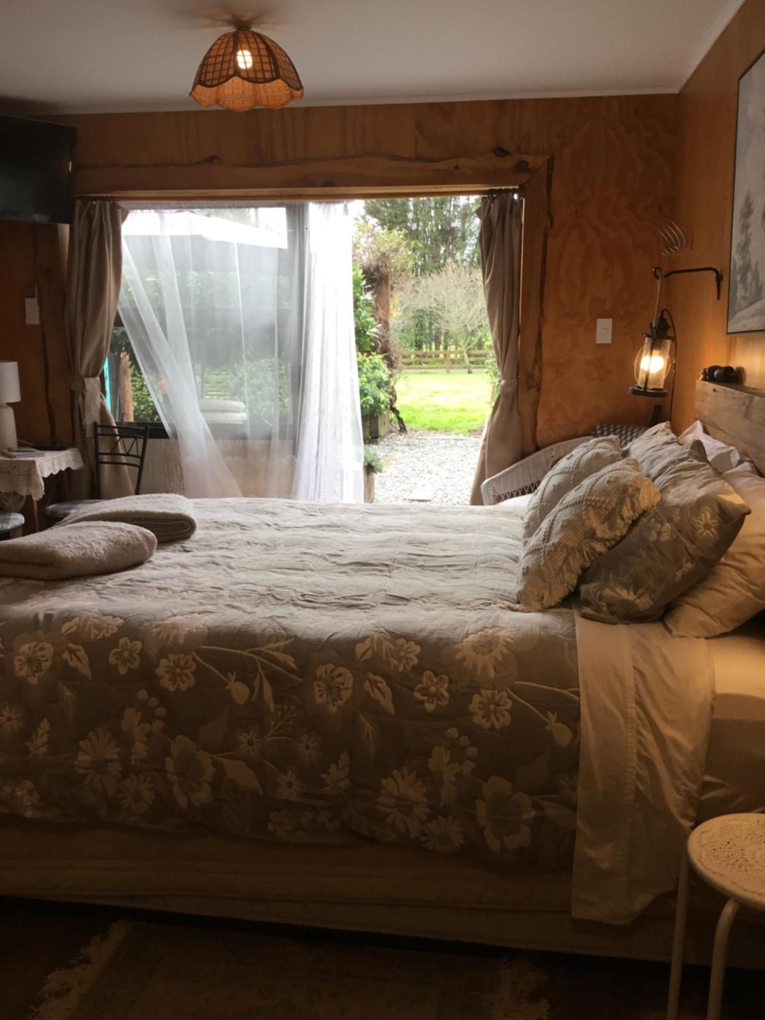 Bed and Breakfast Leedale Brightwater Екстер'єр фото